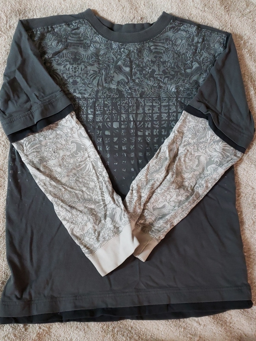 🔥4 For $20 - Layered-Look Long Sleeve Tee in Charcoal and Light Gray
